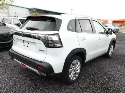 Neu Suzuki SX4 S-Cross Comfort 110 PS (80 kW) 2026 Cool white pearl metallic cool white pearl metallic SUV