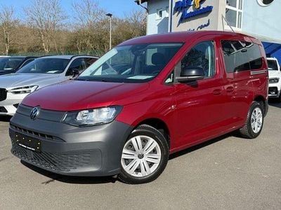 Second-hand VW Caddy 102 CP (75 kW) 2022 Roșu Monovolum