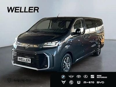 Titanium grey metallic (grau) Gebraucht 2025 Toyota Proace Team Van / Kleinbus | 42.790 € (Fairer Preis)