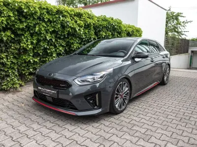 Gebraucht Kia ProCeed GT Comfort 204 PS (150 kW) 2020 Grau Kleinwagen