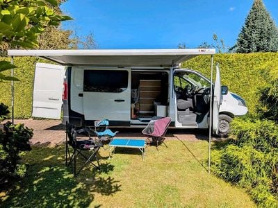 Second-hand Renault Trafic 116 CP (85 kW) 2015 Alb Monovolum