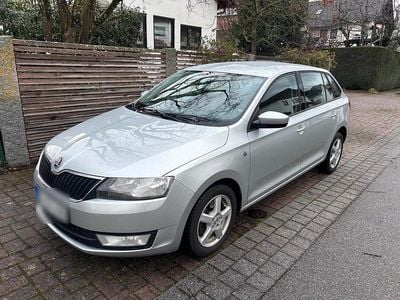 Gebraucht Skoda Rapid 105 PS (77 kW) 2014 Silber Kleinwagen