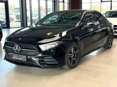 Gebraucht Mercedes A250 AMG 224 PS (164 kW) 2020 Kosmosschwarz  metalliclack Limousine