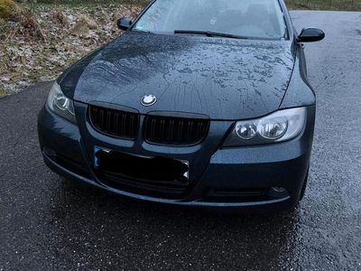 Usata BMW 318 129 CV (94 kW) 2006 Blu Berlina