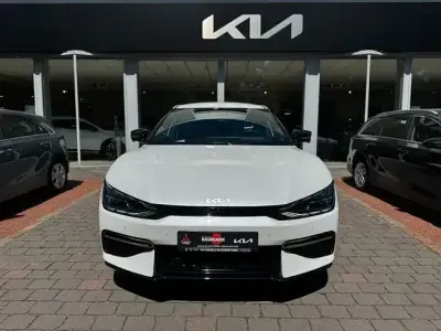 Używany Kia EV6 GT-Line 239 kW (325 KM) 2024 Biały SUV
