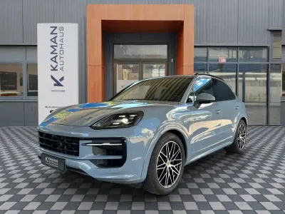 Gebraucht Porsche Cayenne Sport 470 PS (345 kW) 2024 Grau SUV