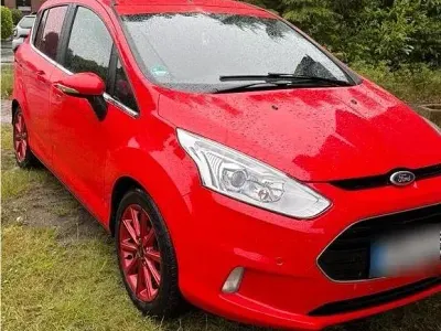 Gebraucht Ford B-MAX Titanium 125 PS (91 kW) 2016 Rot Van / Kleinbus