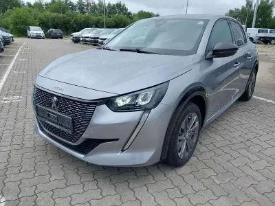 Gebraucht Peugeot e-208 Allure 100 kW (136 PS) 2023 Grau Kleinwagen