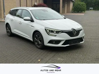 Używany Renault Mégane GrandTour Intens 132 KM (97 kW) 2017 Biały Kombi