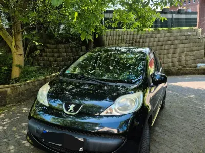 Gebraucht Peugeot 107 Filou 68 PS (50 kW) 2026 Schwarz Kleinwagen
