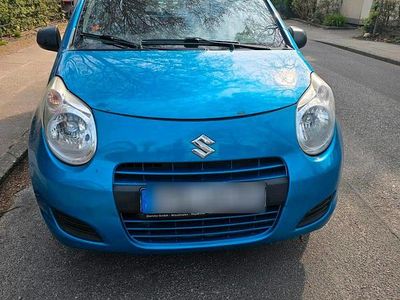 Second-hand Suzuki Alto 69 CP (50 kW) 2013 Albastru Hatchback