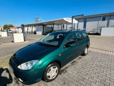 Gebraucht Ford Focus 101 PS (74 kW) 2002 Grün Kombi