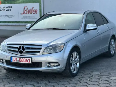 Gebraucht Mercedes C220 170 PS (125 kW) 2007 Silber Limousine