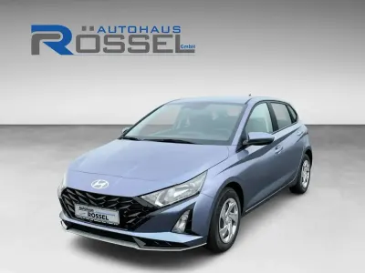 Neu Hyundai i20 Comfort 90 PS (66 kW) 2026 Blau Kleinwagen