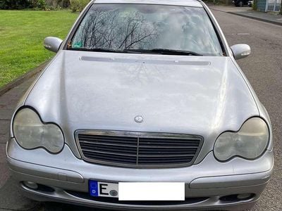 Gebraucht Mercedes C200 Classic 122 PS (89 kW) 2004 Grau Kombi
