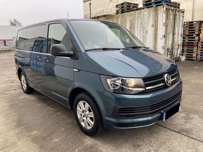 Gebraucht VW Multivan 150 PS (110 kW) 2016 Grün Van