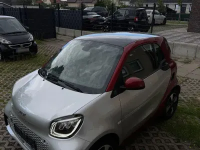 Gebraucht Smart ForTwo Coupé 60 kW (82 PS) 2022 Silber Kleinwagen