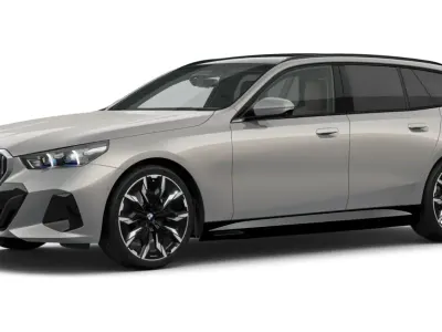 Usata BMW i5 Comfort Edition 250 kW (340 CV) 2025 Grigio Station wagon