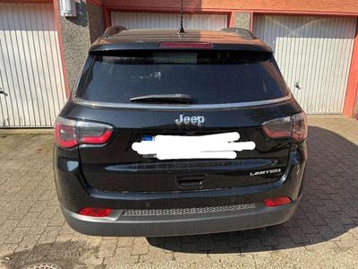 Usado Jeep Compass Limited 136 HP (100 kW) 2020 Preto SUV