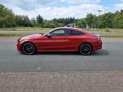 Second-hand Mercedes C200 AMG 184 CP (135 kW) 2022 Roșu Coupe
