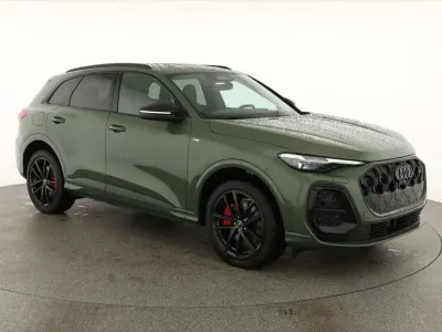 Neu Audi Q5 S-Line 299 PS (219 kW) 2026 Distriktgrün metallic SUV