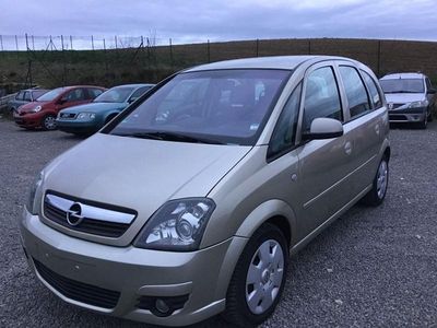 Usata Opel Meriva Innovation 105 CV (77 kW) 2008 Argento Monovolume