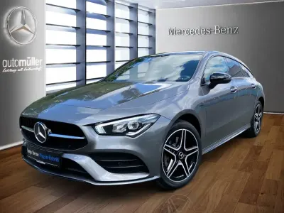 Gebraucht Mercedes CLA250e Shooting Brake AMG 160 PS (117 kW) 2021 Grau Kombi