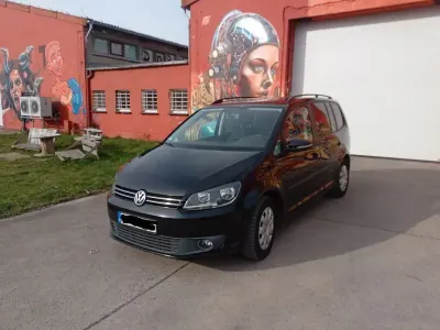 Gebraucht VW Touran 105 PS (77 kW) 2012 Schwarz Van / Kleinbus