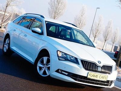 Weiß Gebraucht 2017 Skoda Superb Ambition Kombi | 12.990 € (Fairer Preis)