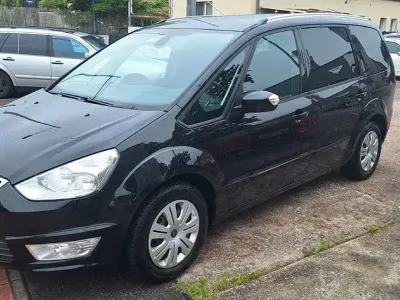 Gebraucht Ford Galaxy Ambiente 145 PS (106 kW) 2012 Schwarz Van / Kleinbus