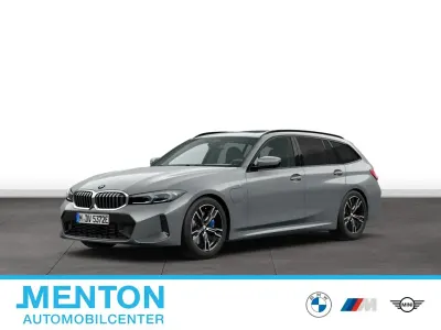 Gebraucht BMW 330e Sport Line 292 PS (214 kW) 2025 Grau Kombi
