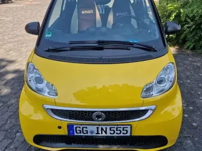 Gebraucht Smart ForTwo Coupé Passion 71 PS (52 kW) 2013 Gelb Coupé