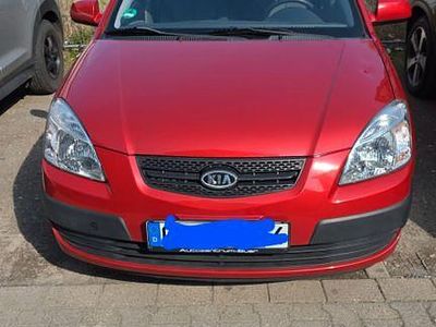 Gebraucht Kia Rio Basis 97 PS (71 kW) 2009 Rot Limousine
