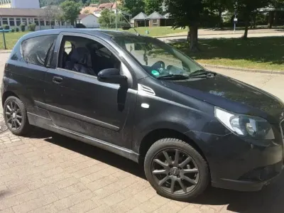 Usata Chevrolet Aveo 82 CV (60 kW) 2009 Nero Utilitaria