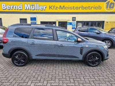 Neu Dacia Jogger Extreme 110 PS (80 kW) 2026 Schiefergraumetallic Van / Kleinbus