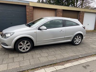 gebraucht Opel Astra GTC 1.7 CDTI 81kW GTC