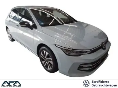 Gebraucht VW Golf VIII 150 PS (110 kW) 2025 Blau Limousine