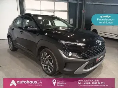 Gebraucht Hyundai Kona Trend 141 PS (103 kW) 2023 Schwarz SUV