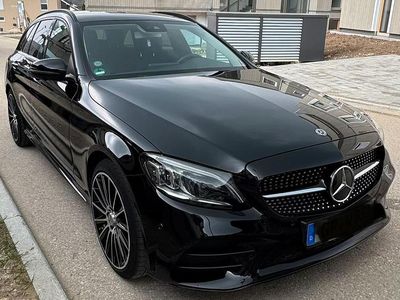 Gebraucht Mercedes C300 AMG 258 PS (189 kW) 2020 Schwarz Kombi