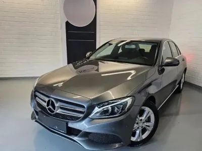 Gebraucht Mercedes 200 136 PS (100 kW) 2017 Limousine