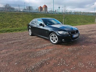 Usata BMW 320 170 CV (125 kW) 2010 Nero Berlina