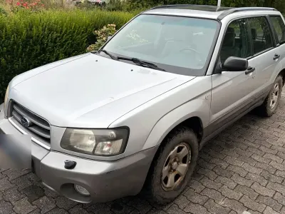 Gebraucht Subaru Forester 125 PS (91 kW) 2002 Silber SUV