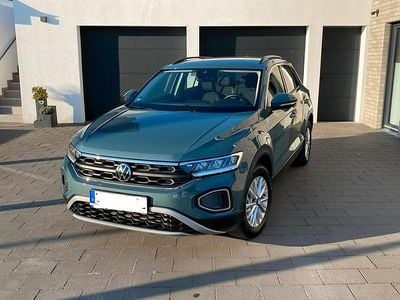 Gebraucht VW T-Roc Life 110 PS (80 kW) 2022 Blau SUV