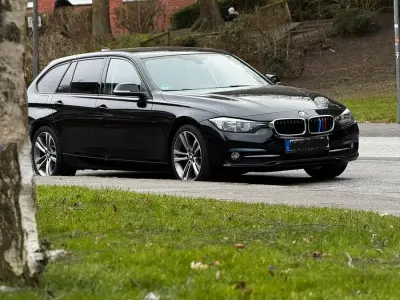 Gebraucht BMW 318 150 PS (110 kW) 2016 Schwarz Kombi
