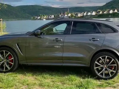 Gebraucht Jaguar F-Pace SVR 551 PS (405 kW) 2019 Grau SUV