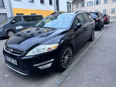 Gebraucht Ford Mondeo Titanium 140 PS (102 kW) 2011 Schwarz Limousine