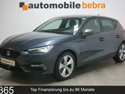 Używany Seat Leon FR 116 KM (85 kW) 2025 Szary Sedan/Limuzyna