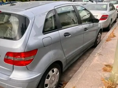Gebraucht Mercedes B180 109 PS (80 kW) 2005 Blau Van / Kleinbus