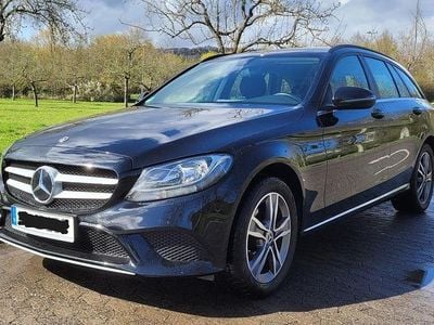 Gebraucht Mercedes C180 156 PS (114 kW) 2019 Schwarz Kombi