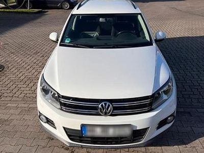 Gebraucht VW Tiguan 125 PS (91 kW) 2015 Weiß SUV